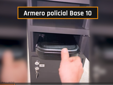Armero policial Modelo BASE ancho especial malet&iacute;n Glock