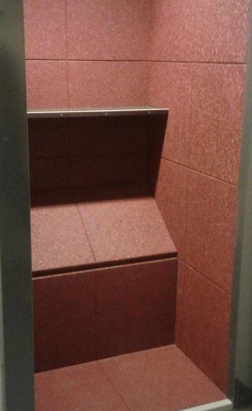 Cabina para descarga de armas